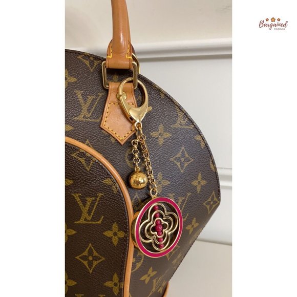 Authentic LOUIS VUITTON Goldtone Walley Fleur Bag Charm - M67128 - Picture 4 of 11